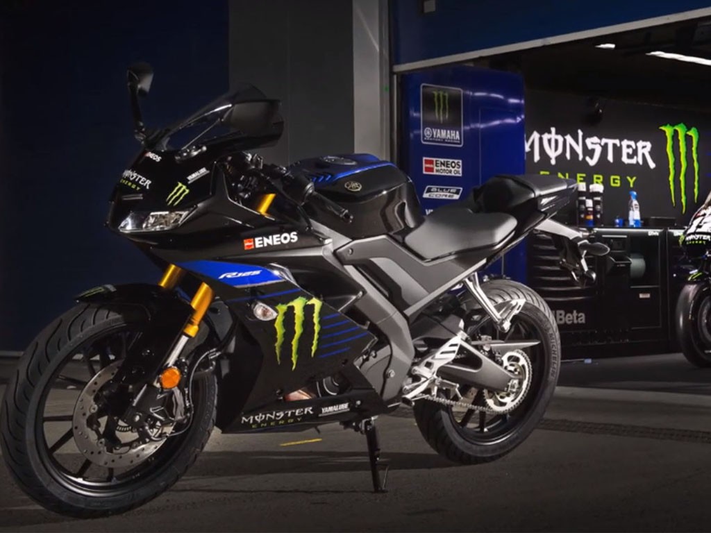 Yamaha R15 V3 Monster Energy MotoGP