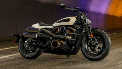 Harley Davidson Sportster S: Top Speed, Mileage, Weight & Colours