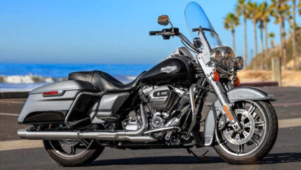 Harley Davidson Road King: Weight, Displacement, Price, Specs & Reviews