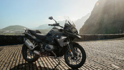 BMW R 1250 GS: Price, Mileage, Top Speed, Specifications & Reviews